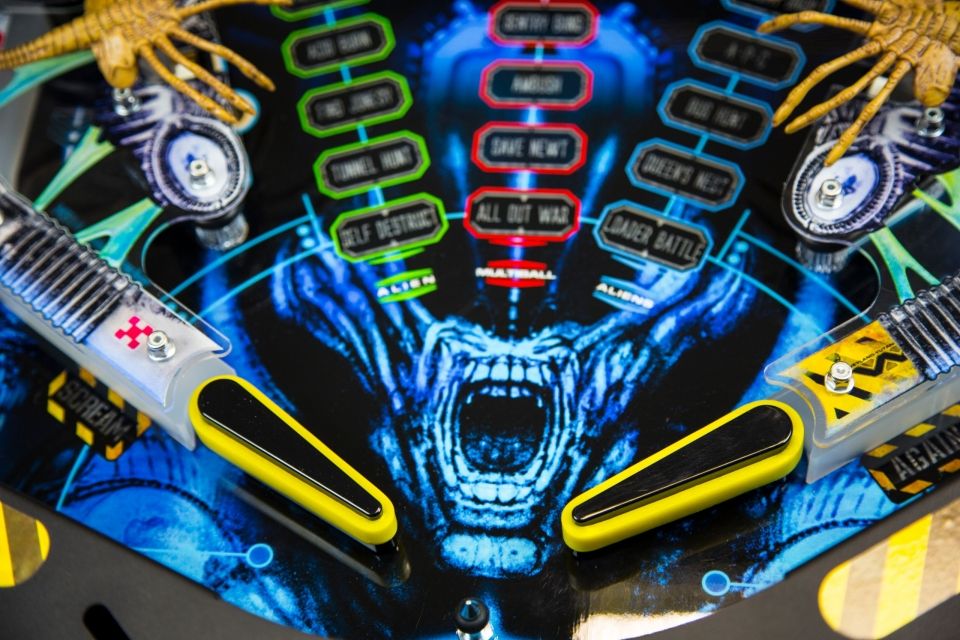 ALIEN8
